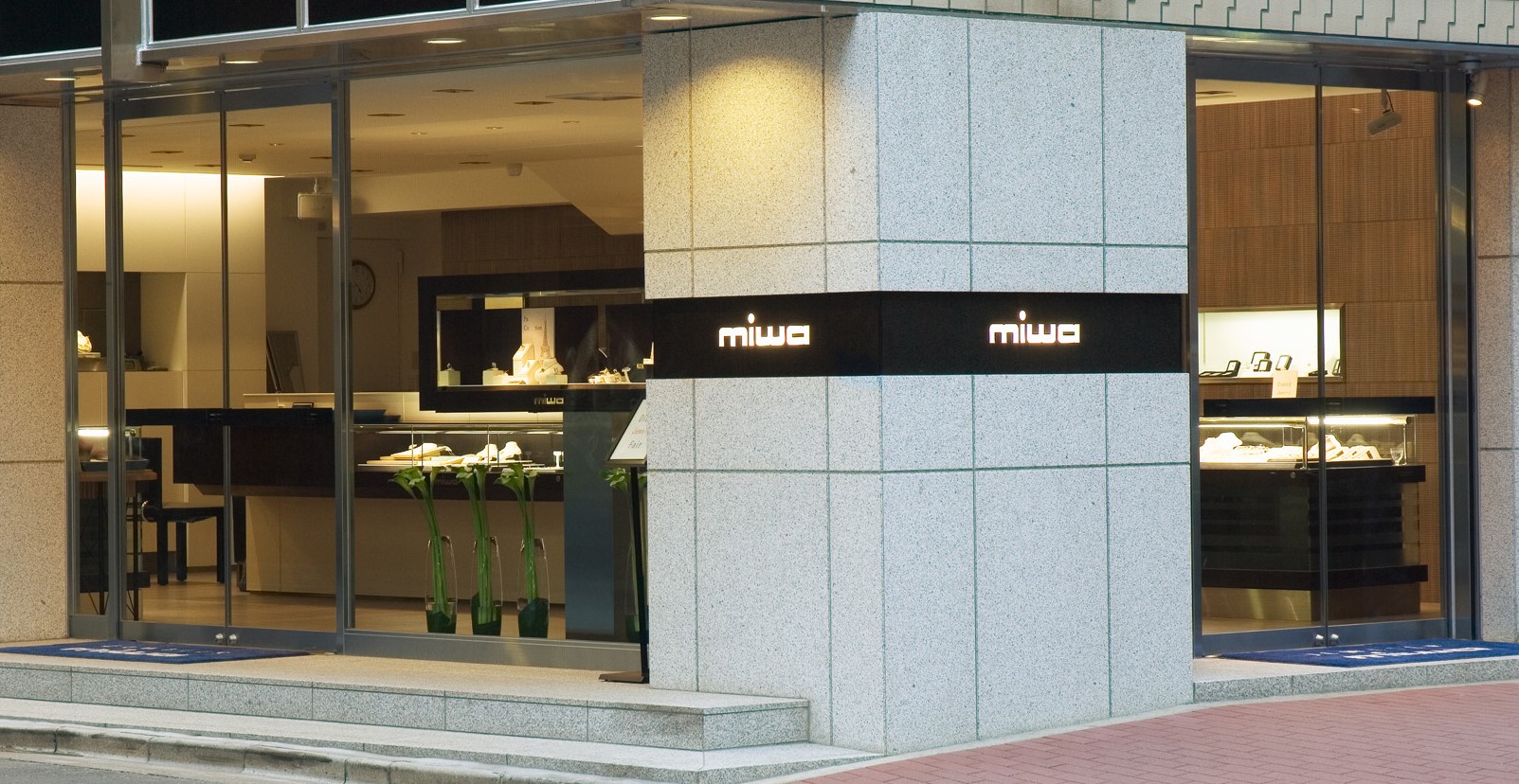 宝石専門店 ミワ | GINZA OFFICIAL – 銀座公式ウェブサイト